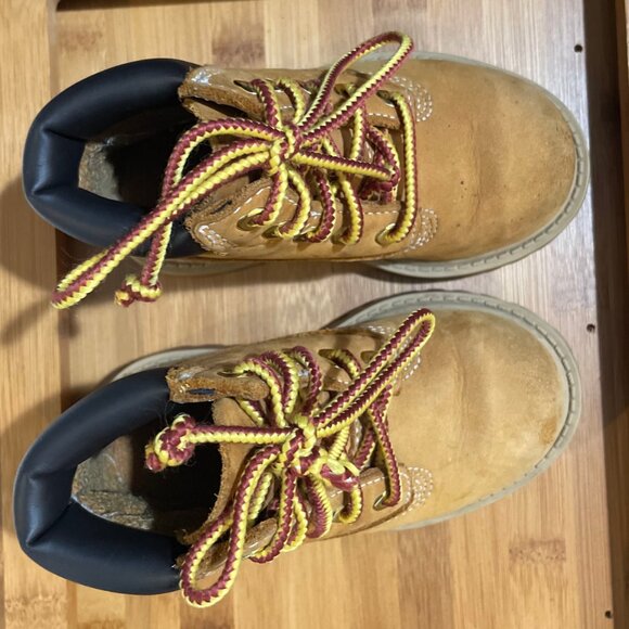 Toddler Timberland® Waterproof Boot - Excellent Condition - Toddler Size 6 - Picture 2 of 6
